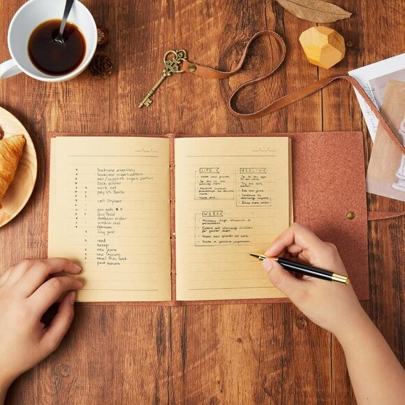 Leather Journal Notebook 5x7 Vintage Brown Diary with Key 200 Lined Pages - Picture 3 of 3